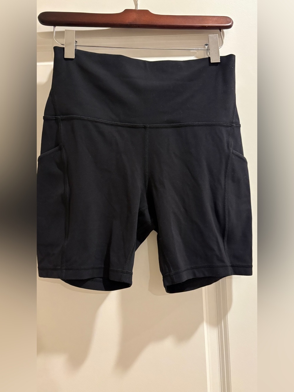 Lululemon Align High-Rise Short with Pockets 6" Black Sz 8